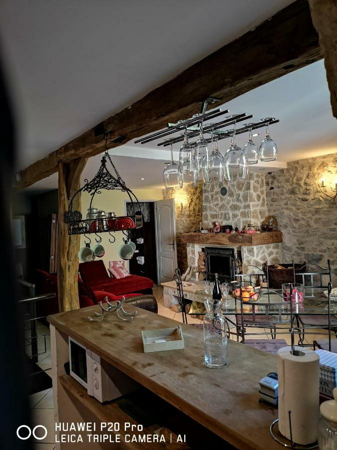 Chaleureux Appartement Nantua Room photo